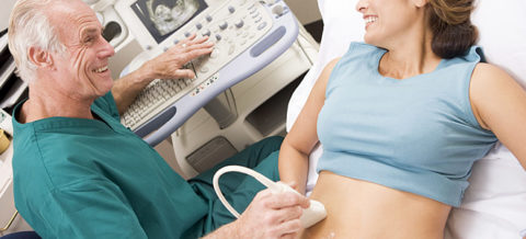 Πόνοι στην κοιλιά: Πόσο βοηθά o γυναικολογικός υπέρηχος